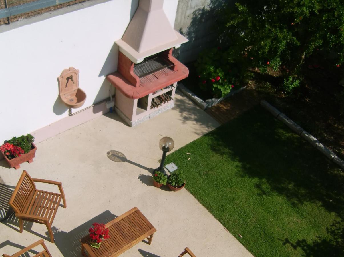 B&B Al Civico16 Guspini Zewnętrze zdjęcie