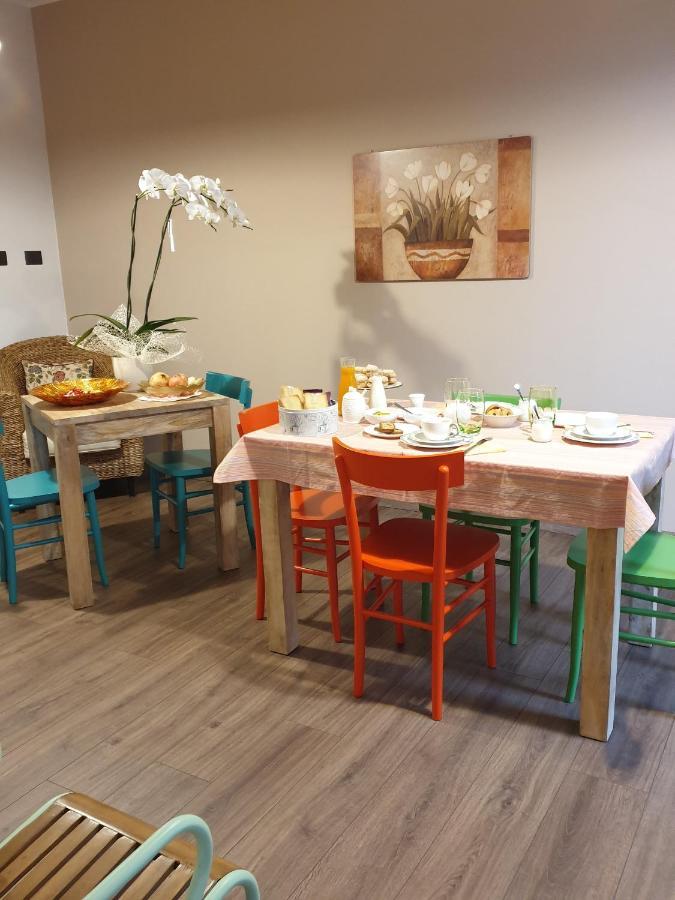 B&B Al Civico16 Guspini Zewnętrze zdjęcie
