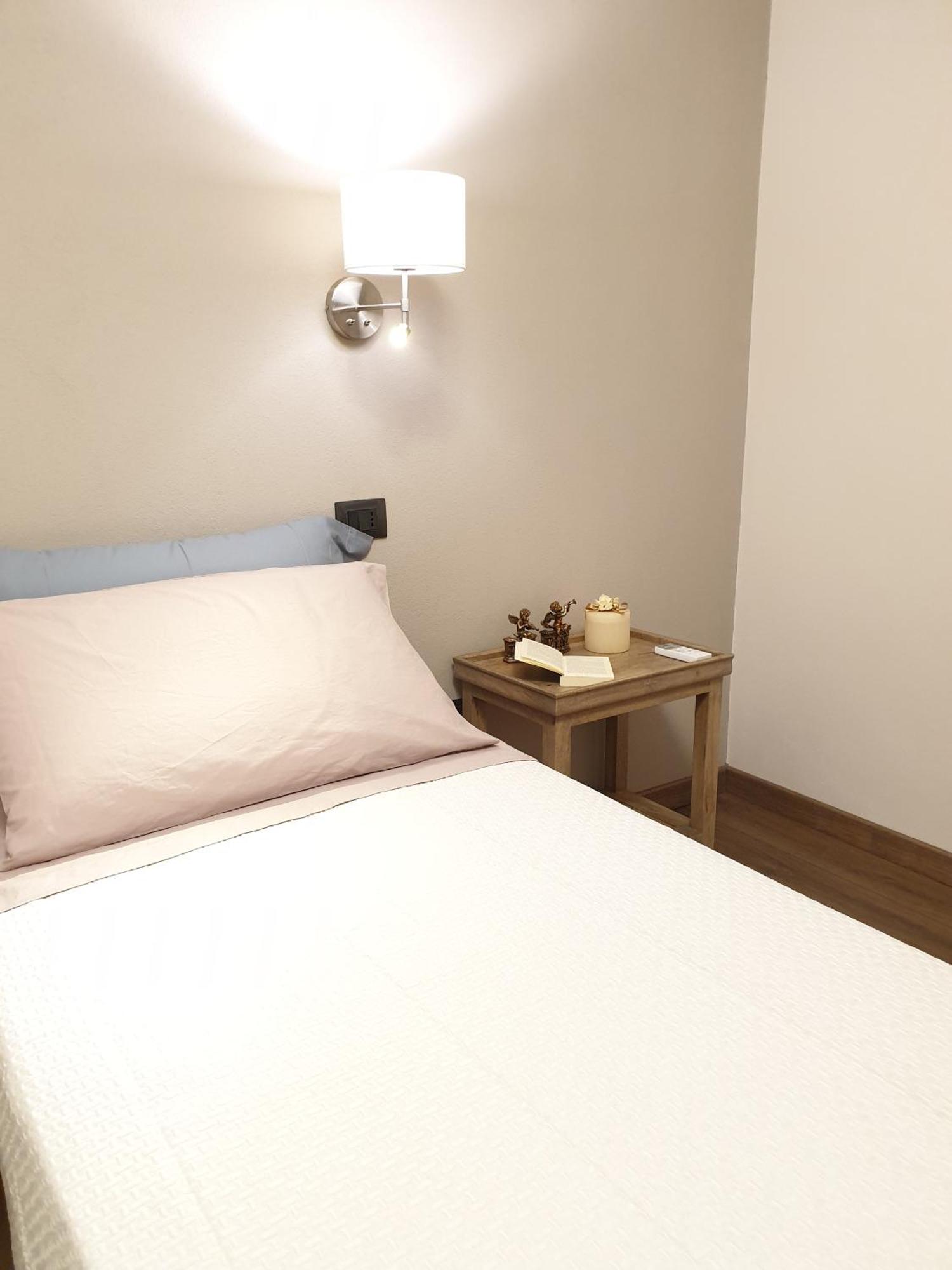 B&B Al Civico16 Guspini Zewnętrze zdjęcie